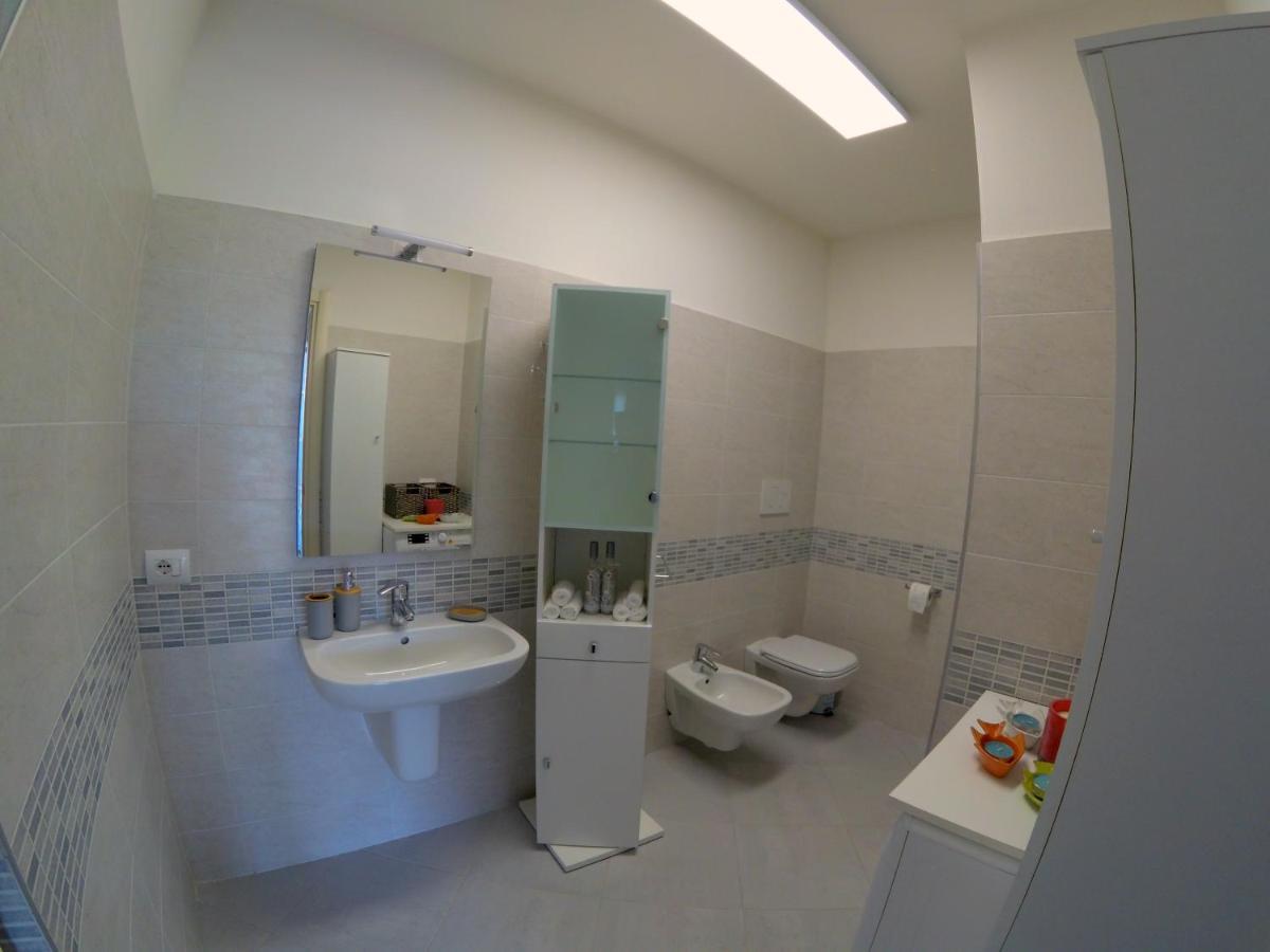 Appartamento 23 - Bilocale Vista Lago ตอสโกลาโน มาแดร์โน ภายนอก รูปภาพ