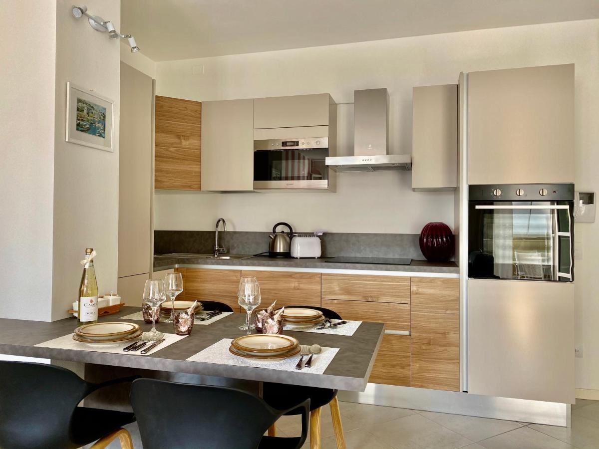 Appartamento 23 - Bilocale Vista Lago ตอสโกลาโน มาแดร์โน ภายนอก รูปภาพ