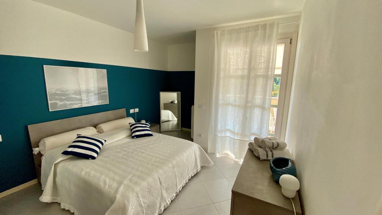 Appartamento 23 - Bilocale Vista Lago ตอสโกลาโน มาแดร์โน ภายนอก รูปภาพ